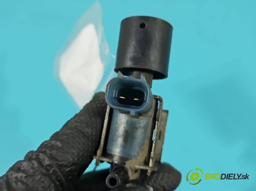 Suzuki Grand Vitara II 2005-2014 2.4 16V 169KM manual 124 kW 2393 cm3 5- ventil podtlaku  (Ventil)