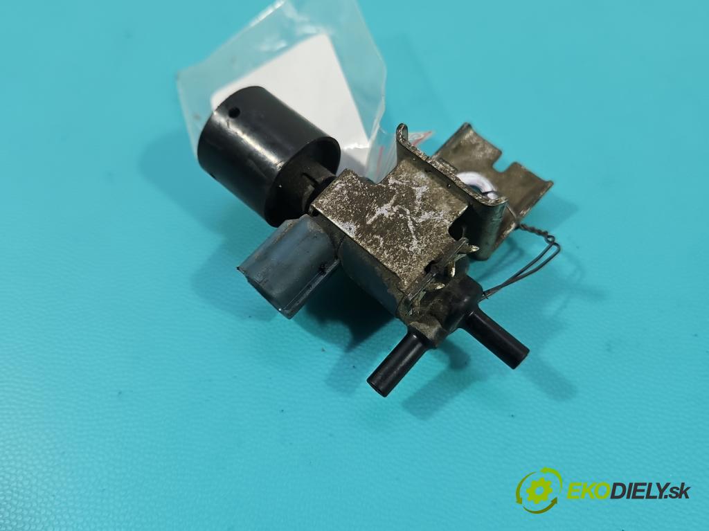 Suzuki Grand Vitara II 2005-2014 2.4 16V 169KM manual 124 kW 2393 cm3 5- ventil podtlaku  (Ventil)