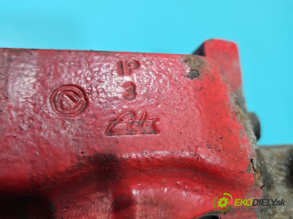 Alfa romeo 159 1.9 jtd 116 HP manual 85 kW 1910 cm3 4- brzdič predné pravý  (Kľučka dverí ostatné)