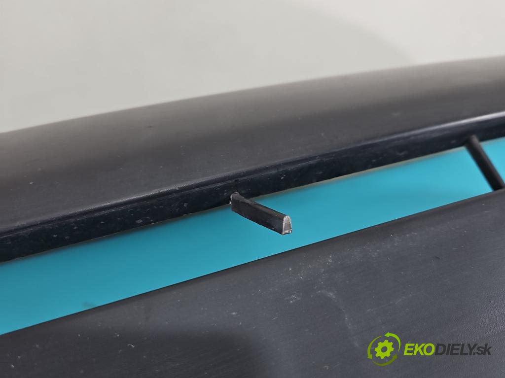 Citroen Berlingo I 1996-2008 1.4 8v 75 HP manual 55 kW 1360 cm3 4- nárazník predné  (Kľučka dverí ostatné)