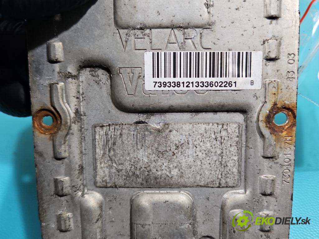 Lancia Phedra 2002-2010 2.2 JTD 128 HP manual 94 kW 2179 cm3 5- střídač: xenon  (Riadiaca jednotka xenónu)