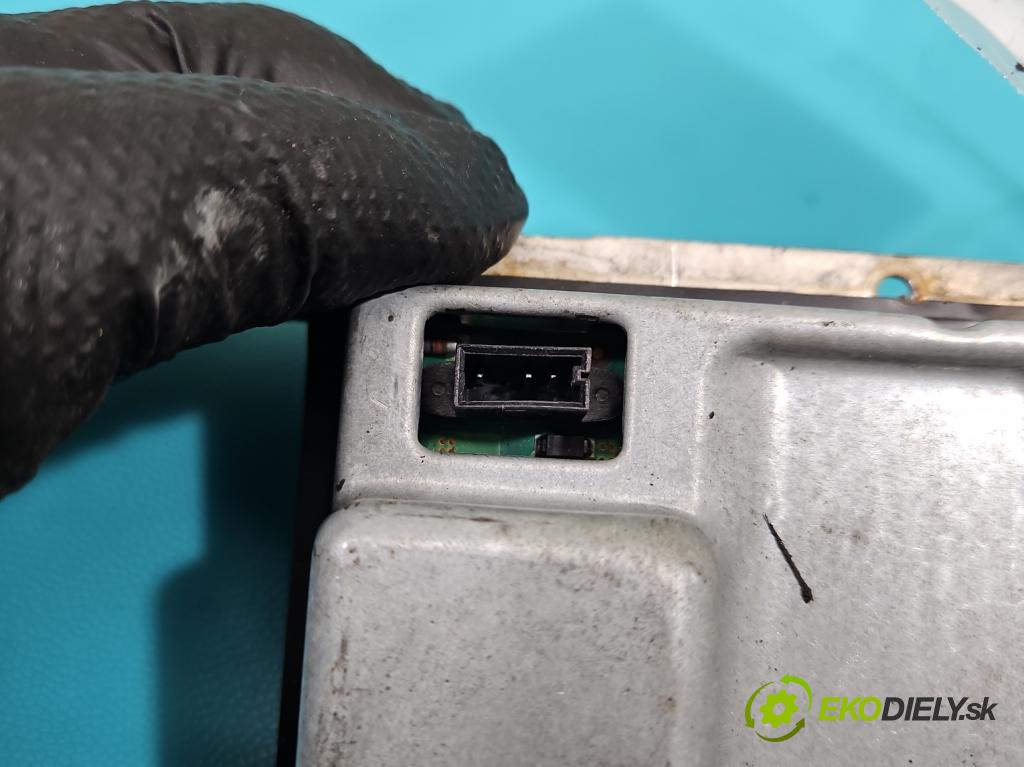 Lancia Phedra 2002-2010 2.2 JTD 128 HP manual 94 kW 2179 cm3 5- střídač: xenon  (Riadiaca jednotka xenónu)