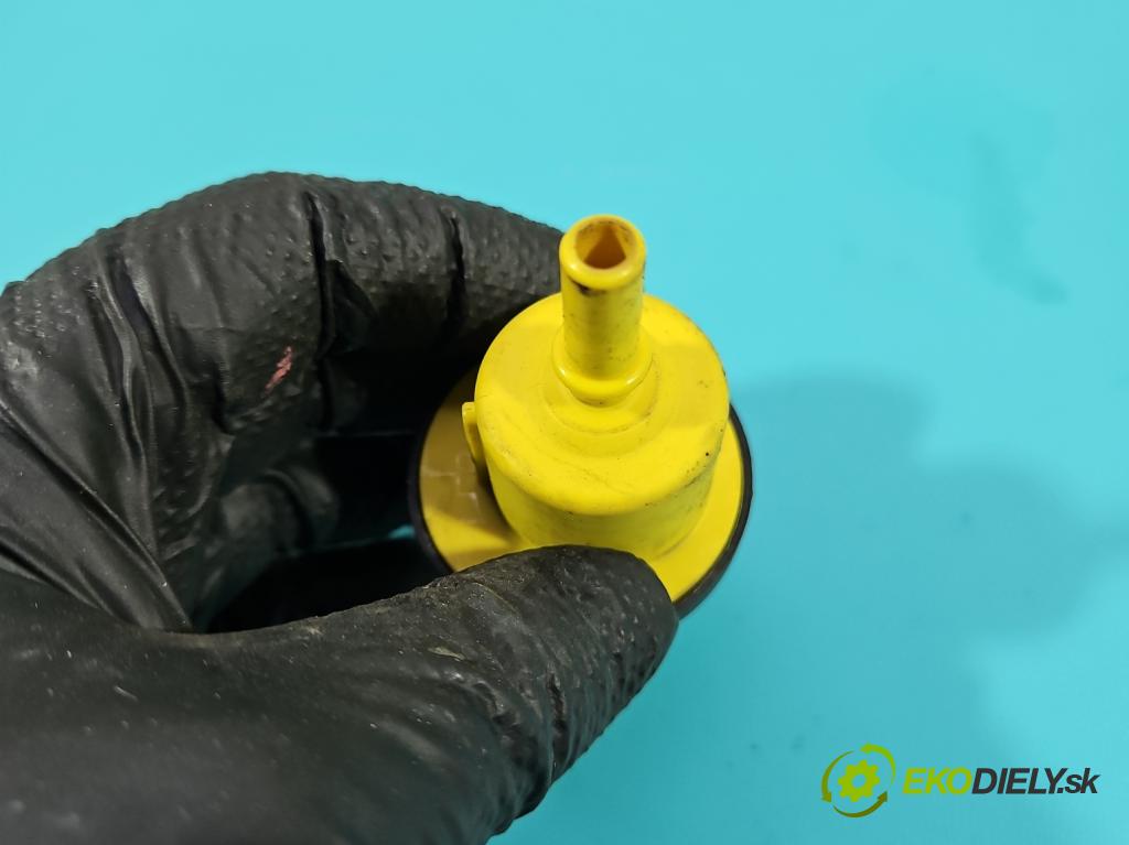 Dacia Dokker 2012- 1.3 TCE: 102 HP manual 75 kW 1332 cm3 5- snímač tlak: palivo 149304569R (Snímač)