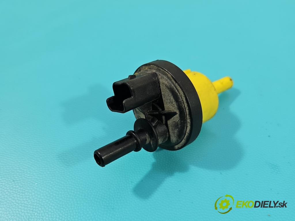 Dacia Dokker 2012- 1.3 TCE: 102 HP manual 75 kW 1332 cm3 5- snímač tlak: palivo 149304569R (Snímač)