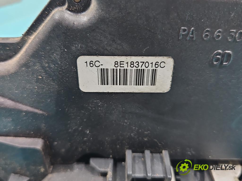 Audi A4 B6 2000-2004 2.0 20v 131 hp manual 96 kW 1984 cm3 4- zámek přední pravý 8E1837016C