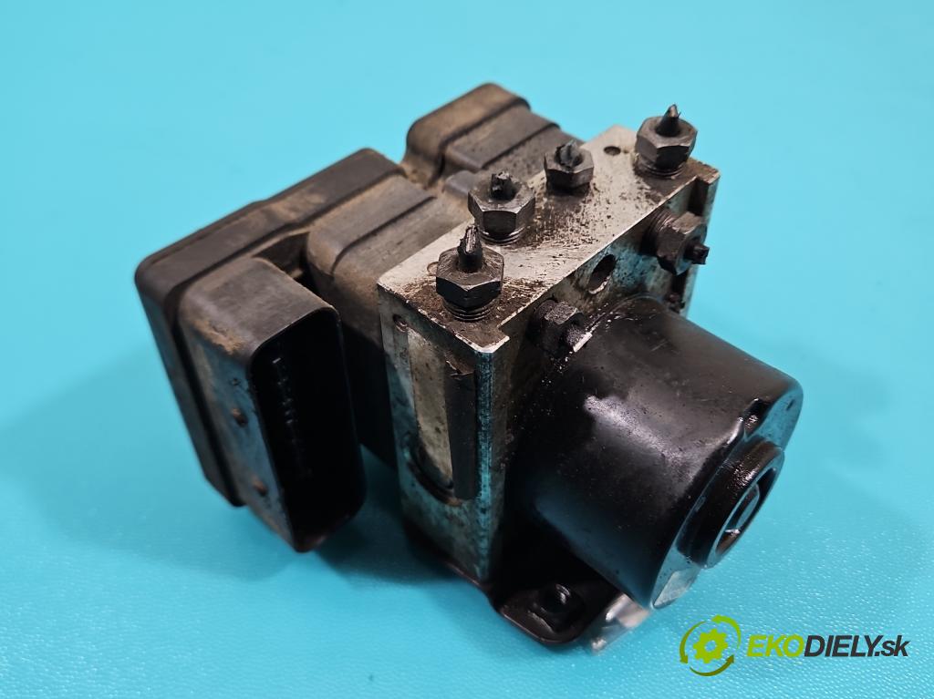 Ford Fiesta Mk7 2008-2017 1.4 TDCI 68 HP manual 50 kW 1399 cm3 5- čerpadlo abs 8V512M110AD (Pumpa ABS)