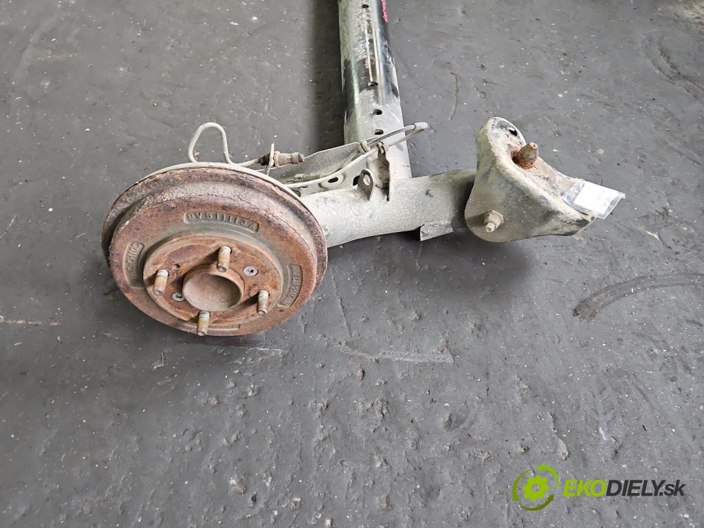 Ford Fiesta Mk7 2008-2017 1.4 TDCI 68 hp manual 50 kW 1399 cm3 5- zadní výztuha  (Zadní výztuha)