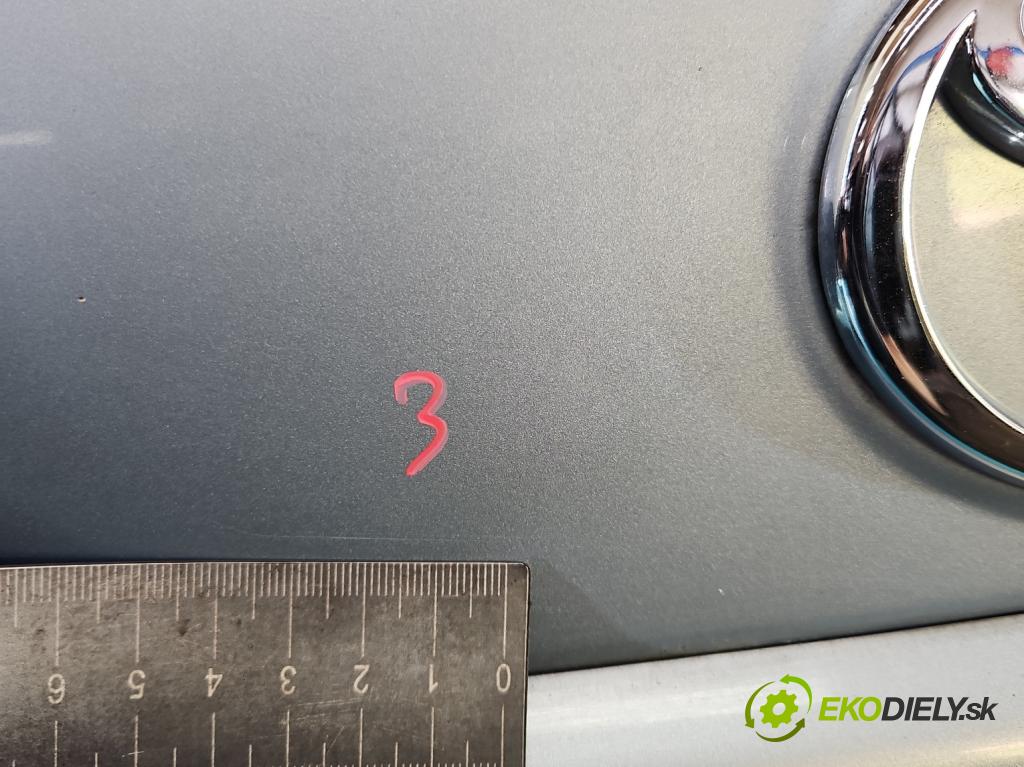 Toyota Corolla Verso II 2004-2009 2.2 D4D 177 hp manual 130 kW 2231 cm3 5- zadní kufrové dveře  (Zadní kapota (kufr))