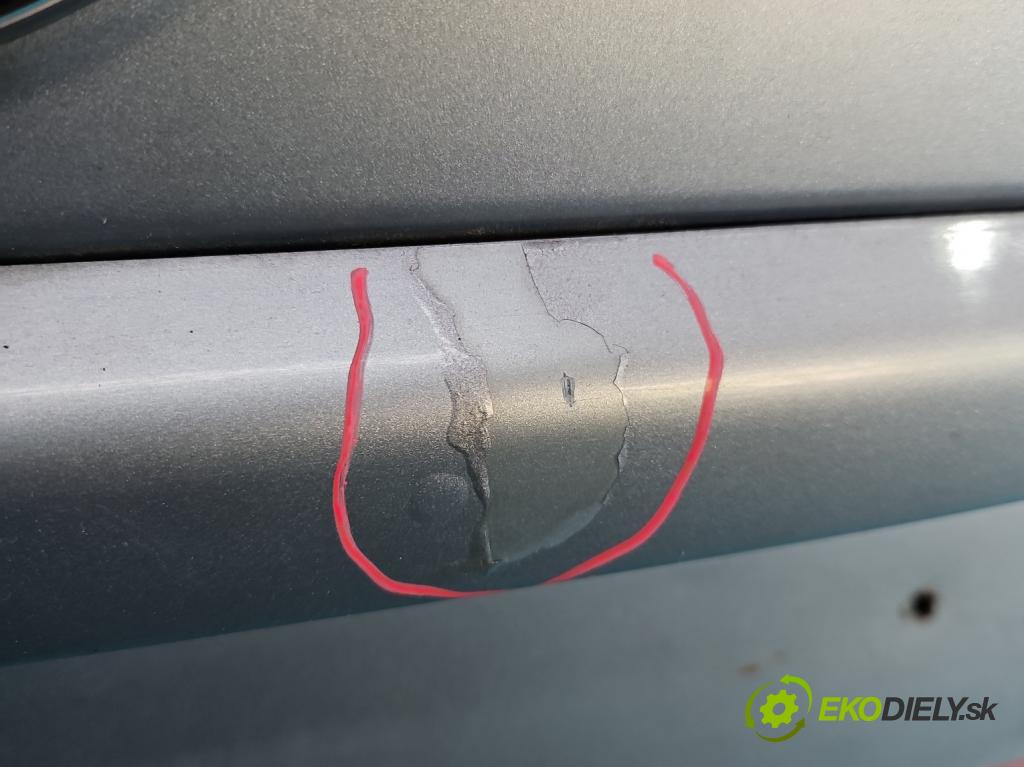 Toyota Corolla Verso II 2004-2009 2.2 D4D 177 hp manual 130 kW 2231 cm3 5- zadní kufrové dveře  (Zadní kapota (kufr))