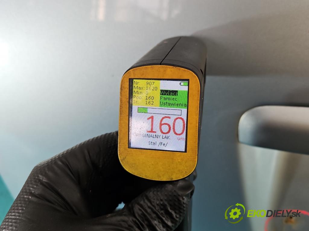 Toyota Corolla Verso II 2004-2009 2.2 D4D 177 hp manual 130 kW 2231 cm3 5- zadní kufrové dveře  (Zadní kapota (kufr))