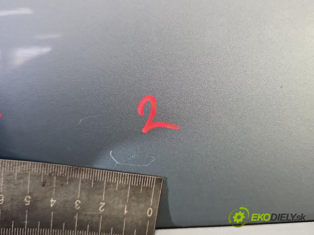 Toyota Corolla Verso II 2004-2009 2.2 D4D 177 hp manual 130 kW 2231 cm3 5- zadní kufrové dveře  (Zadní kapota (kufr))