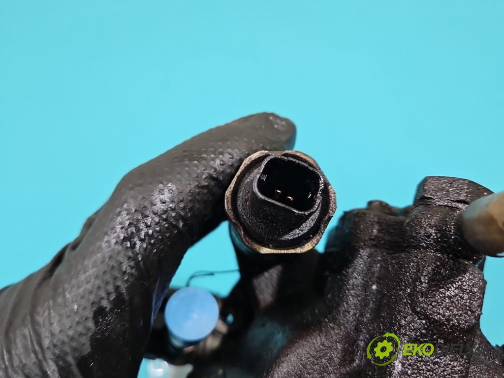 Ford Fiesta Mk7 2008-2017 1.4 TDCI 68 HP manual 50 kW 1399 cm3 5- čerpadlo vstrekovacia 5WS40008 (Vstrekovacie čerpadlo)