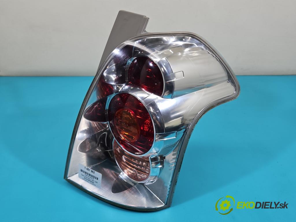 Toyota Corolla Verso II 2004-2009 2.2 D4D 177 HP manual 130 kW 2231 cm3 5- svetlo / reflektor zadné pravé  (Kľučka dverí ostatné)