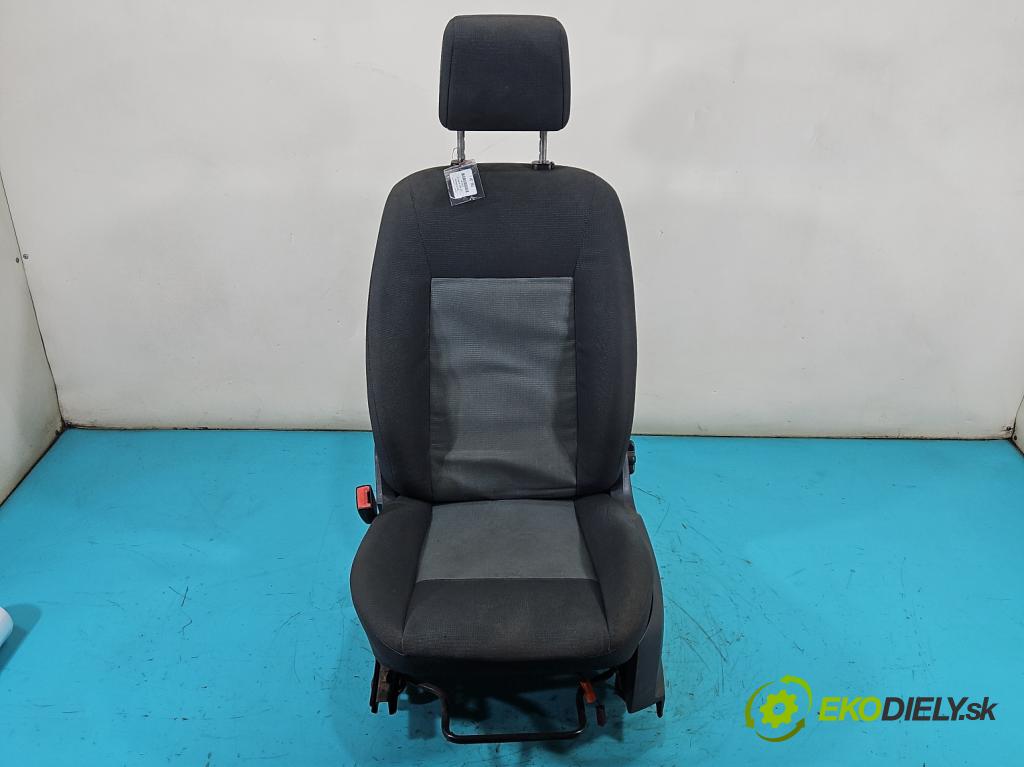 Ford Fiesta Mk7 2008-2017 1.4 TDCI 68 hp manual 50 kW 1399 cm3 5- Sedadlo levý  (Sedadlo)
