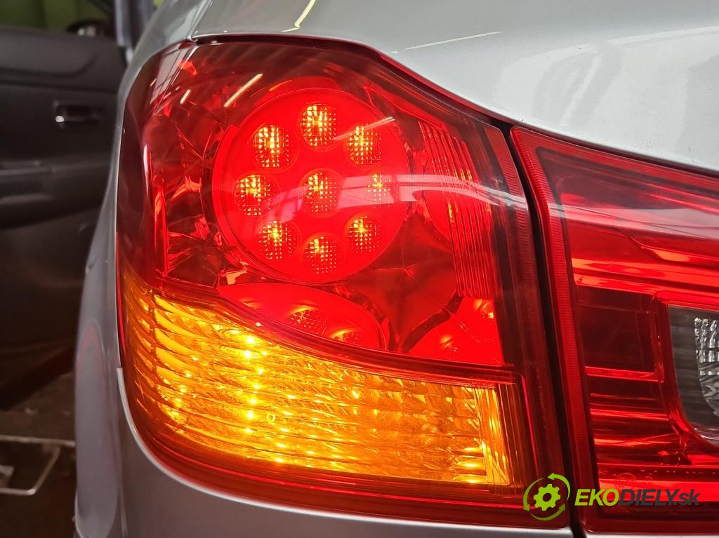 Mitsubishi ASX 2010-2021 1.6 16v 117 hp manual 86 kW 1590 cm3 5- světlo zadní levé  (Klika dveří ostatní)