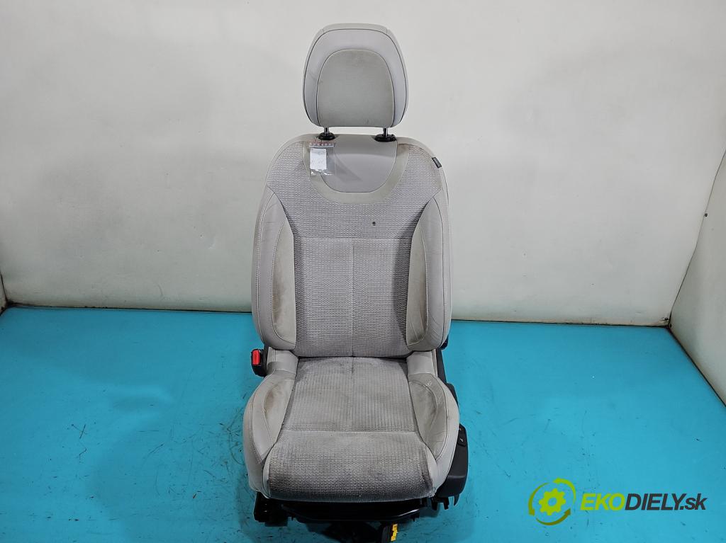 Citroen C4 II 2010-2017 2.0 hdi 150 HP manual 110 kW 1997 cm3 5- Sedačka ľavý  (Sedadlo)