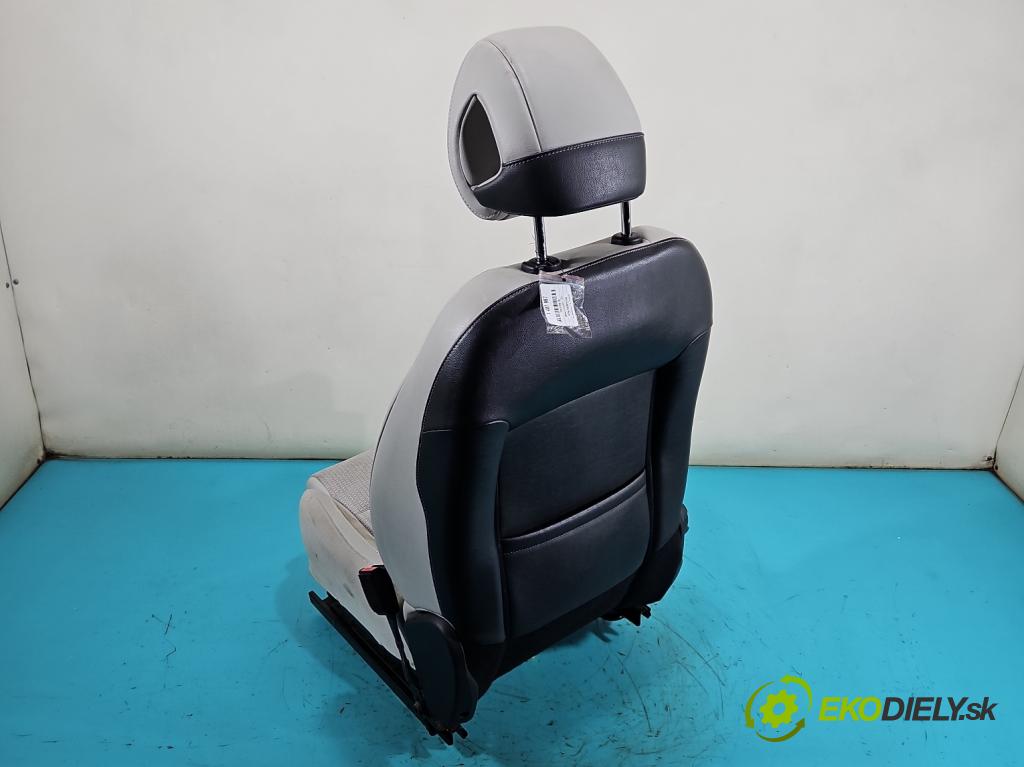 Citroen C4 II 2010-2017 2.0 hdi 150 HP manual 110 kW 1997 cm3 5- Sedačka pravý  (Sedadlo)