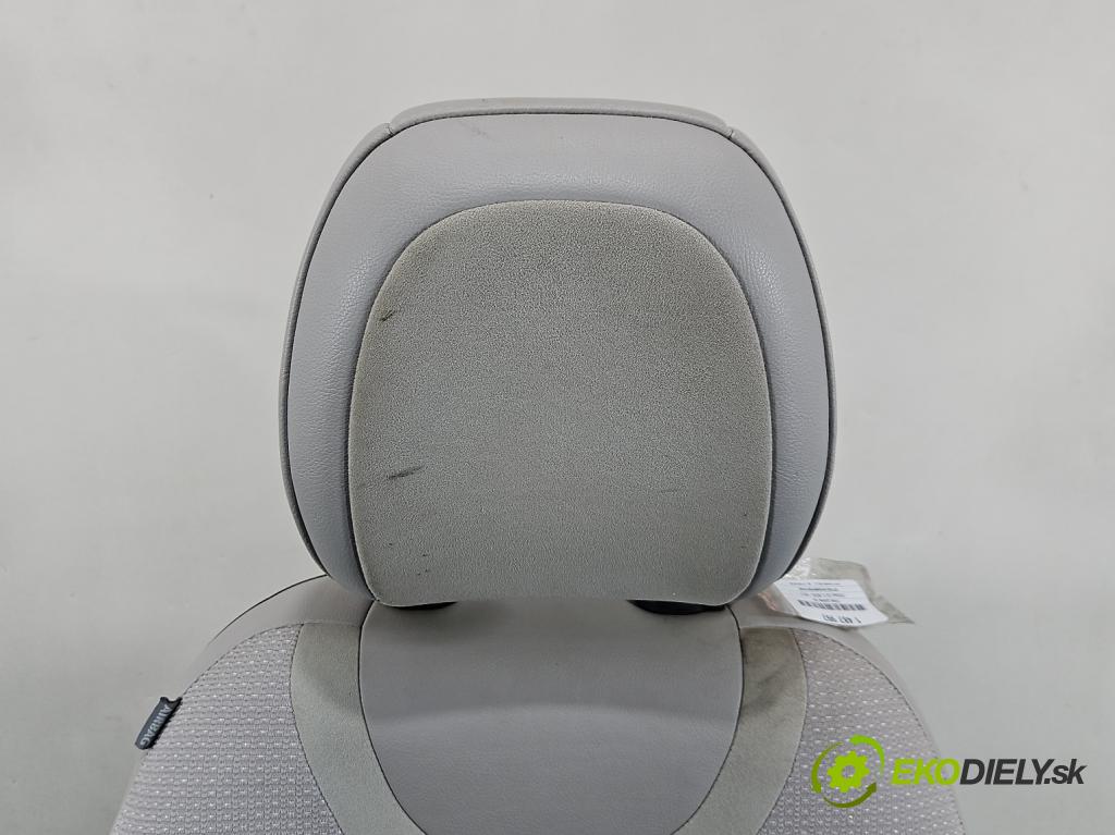 Citroen C4 II 2010-2017 2.0 hdi 150 HP manual 110 kW 1997 cm3 5- Sedačka pravý  (Sedadlo)