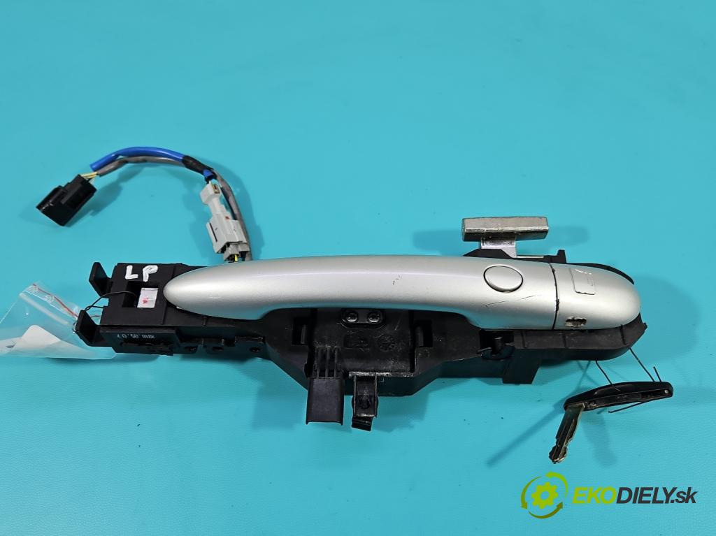 Renault Koleos I 2008-2016 2.5 16V 167 HP manual 123 kW 2488 cm3 5- rukoväť predné ľavé mimo:  (Kľučka dverí vonkajšia predná ľavá)