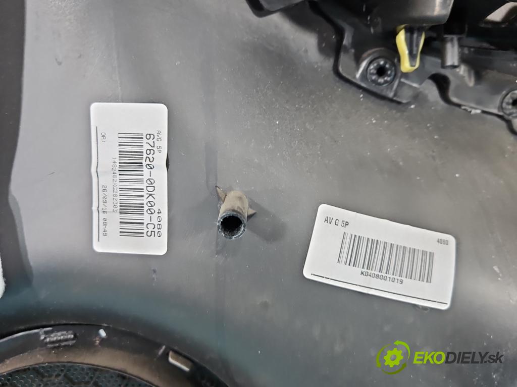 Toyota Yaris III 2011-2020 1.3 vvt-i 99 hp manual 73 kW 1329 cm3 5- Tapacír: dveře přední levé 67620-0DK00-C5