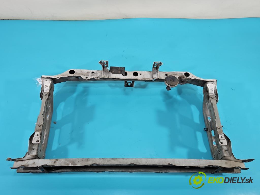 Toyota Yaris III 2011-2020 1.3 vvt-i 99 hp manual 73 kW 1329 cm3 5- stěna přední  (Přední výztuha)