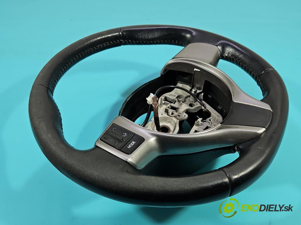Toyota Yaris III 2011-2020 1.3 vvt-i 99 hp manual 73 kW 1329 cm3 5- volant  (Volant)
