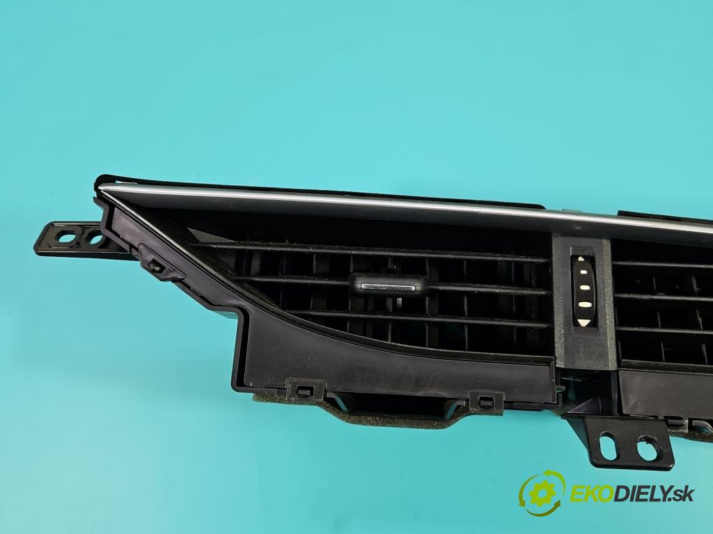 Toyota Yaris III 2011-2020 1.3 vvt-i 99 HP manual 73 kW 1329 cm3 5- Mřížka: kúrenia stredová 55670-0D240 (Mriežka kúrenia (fukár))