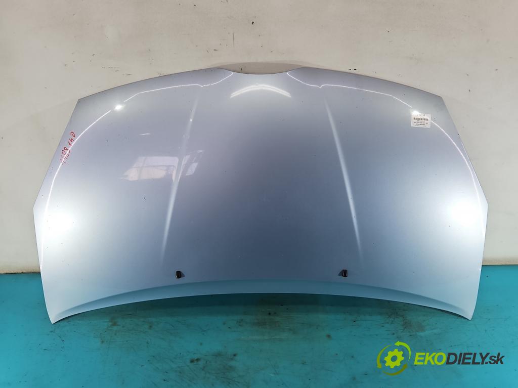 Toyota Corolla Verso II 2004-2009 2.2 D4D 177 HP manual 130 kW 2231 cm3 5- kapota predná 