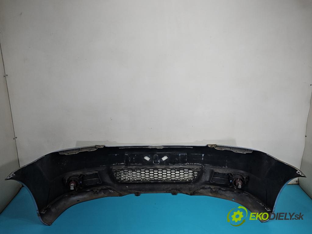 Toyota Corolla Verso II 2004-2009 2.2 D4D 177 hp manual 130 kW 2231 cm3 5- nárazník přední  (Klika dveří ostatní)