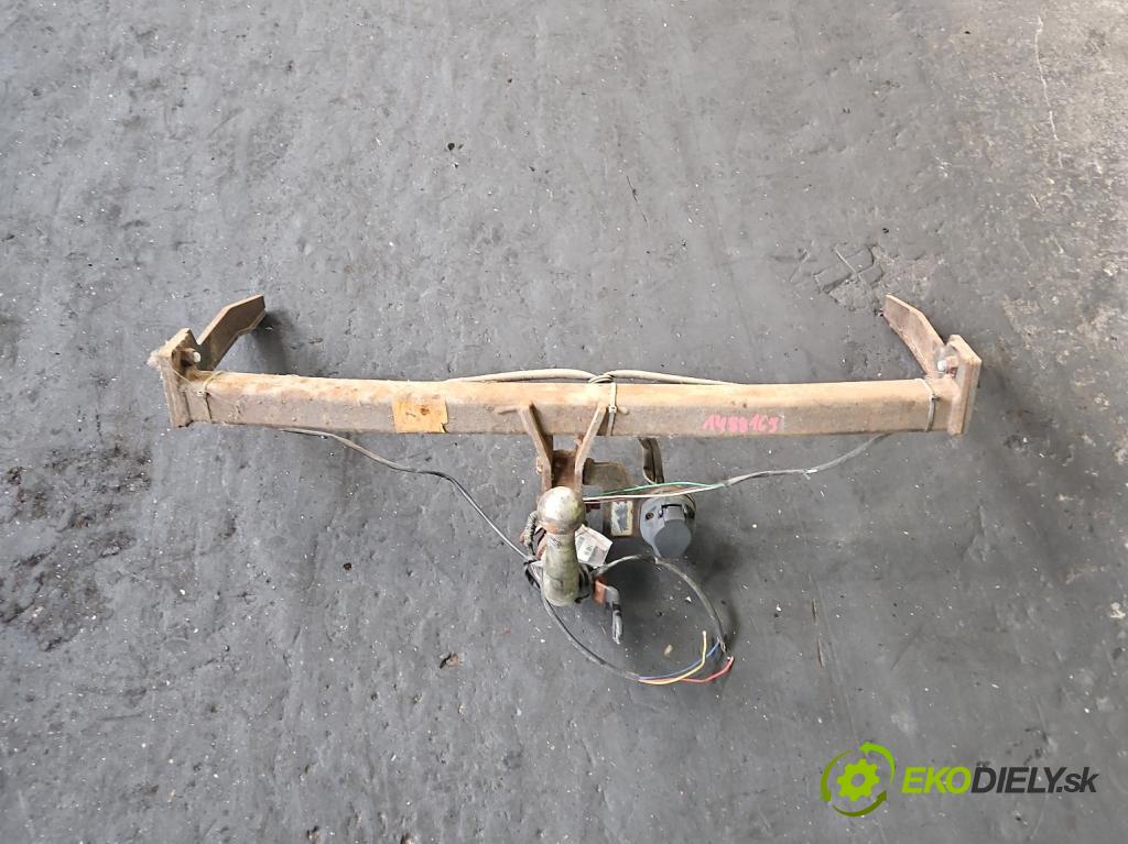 Toyota Corolla Verso II 2004-2009 2.2 D4D 177 hp manual 130 kW 2231 cm3 5- oko tažné  (Tažné zařízení)