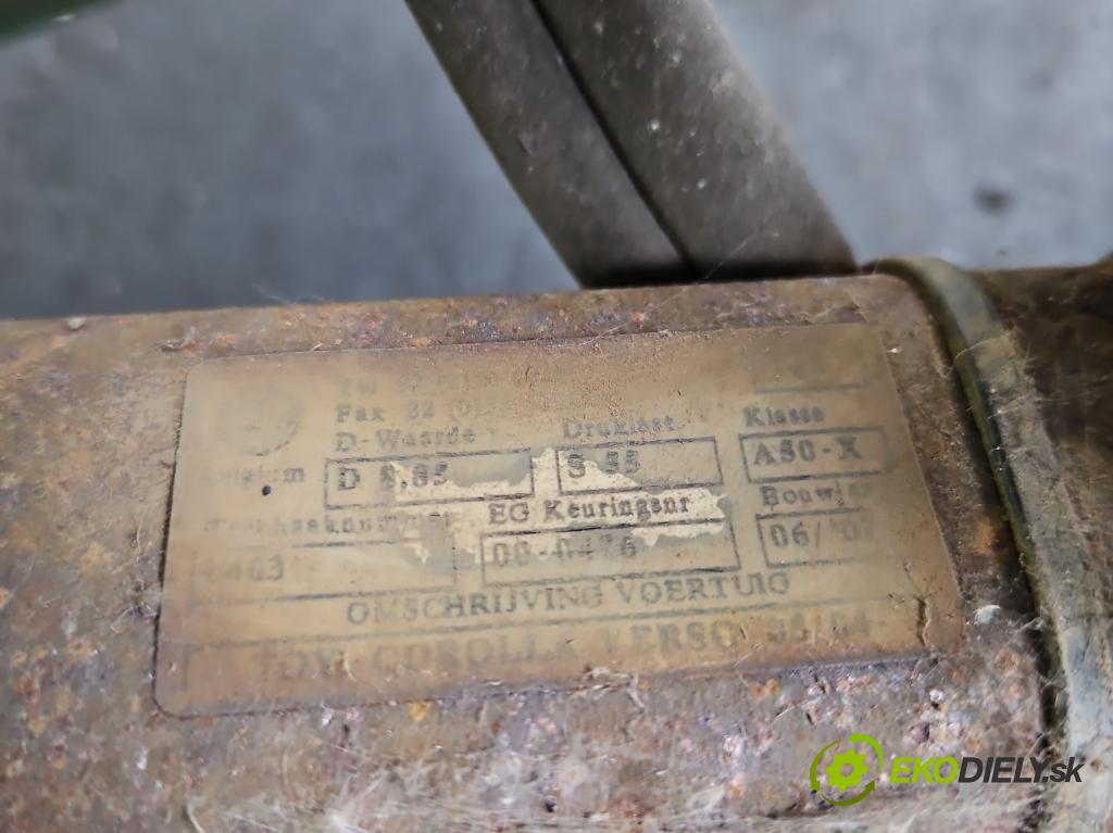 Toyota Corolla Verso II 2004-2009 2.2 D4D 177 hp manual 130 kW 2231 cm3 5- oko tažné  (Tažné zařízení)