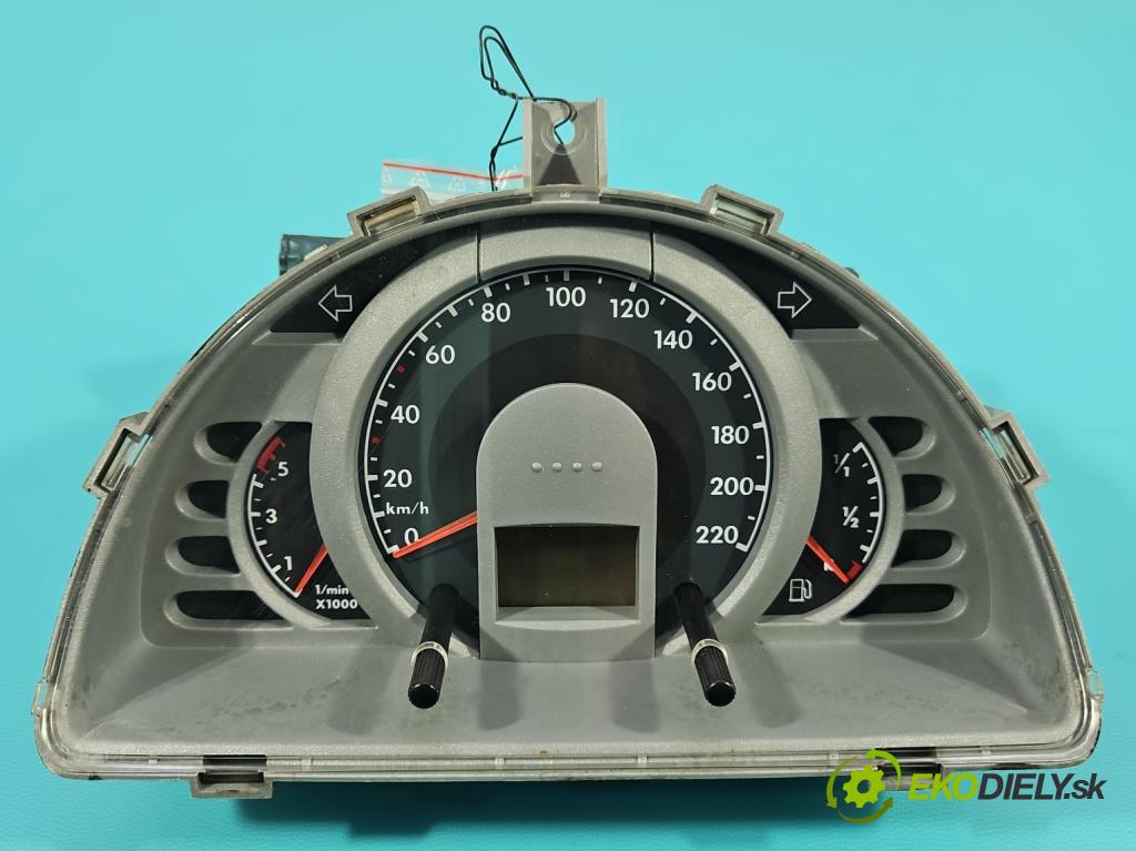 Vw Fox 1.4 tdi 69KM manual 51 kW 1422 cm3 3- prístrojovka/ budíky 5Z0920820Q (Prístrojová doska)