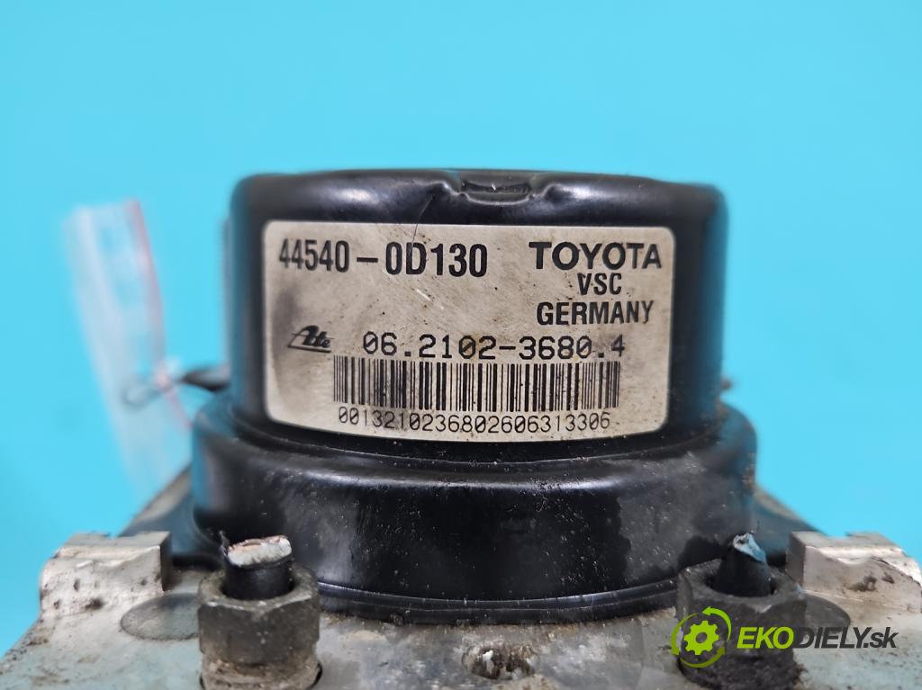 Toyota Yaris III 2011-2020 1.3 vvt-i 99 hp manual 73 kW 1329 cm3 5- čerpadlo abs 44540-0D130 (Pumpa ABS)