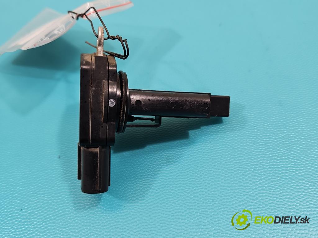 Toyota Yaris III 2011-2020 1.3 vvt-i 99 HP manual 73 kW 1329 cm3 5- průtokoměr: 22204-0V020 (Váha vzduchu)