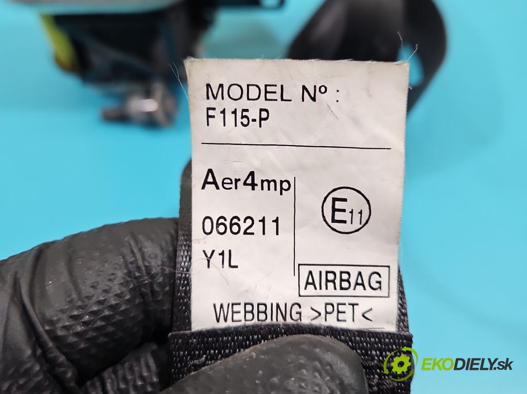 Toyota Yaris III 2011-2020 1.3 vvt-i 99 HP manual 73 kW 1329 cm3 5- pas bezpečnosť: predné ľavý 73220-0D312