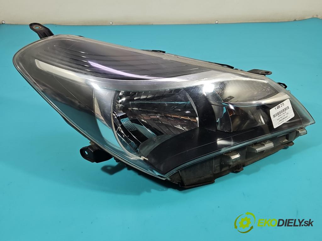 Toyota Yaris III 2011-2020 1.3 vvt-i 99 HP manual 73 kW 1329 cm3 5- Reflektor: pravý  (Svetlo predné pravé)