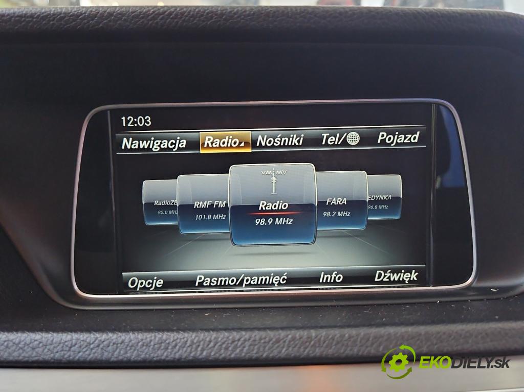 Mercedes E W212 2009-2016 2,2.0 cdi 136 HP automatic 100 kW 2143 cm3 5- Zobrazit: A2129000829 (Prístrojová doska)