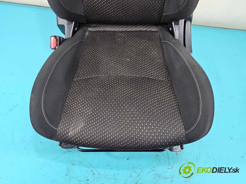 Mitsubishi ASX 2010-2021 1.6 16v 117 HP manual 86 kW 1590 cm3 5- Sedačka ľavý (Sedadlo)