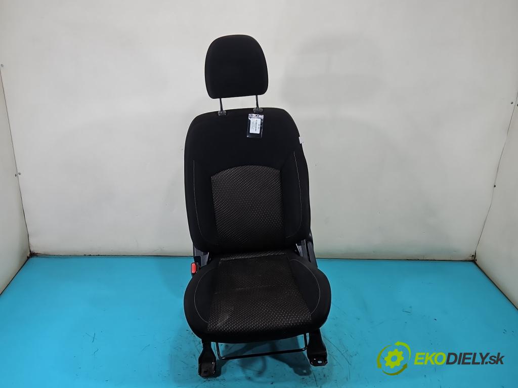 Mitsubishi ASX 2010-2021 1.6 16v 117 HP manual 86 kW 1590 cm3 5- Sedačka ľavý  (Sedadlo)