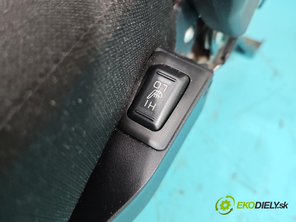 Mitsubishi ASX 2010-2021 1.6 16v 117 HP manual 86 kW 1590 cm3 5- Sedačka pravý  (Sedadlo)