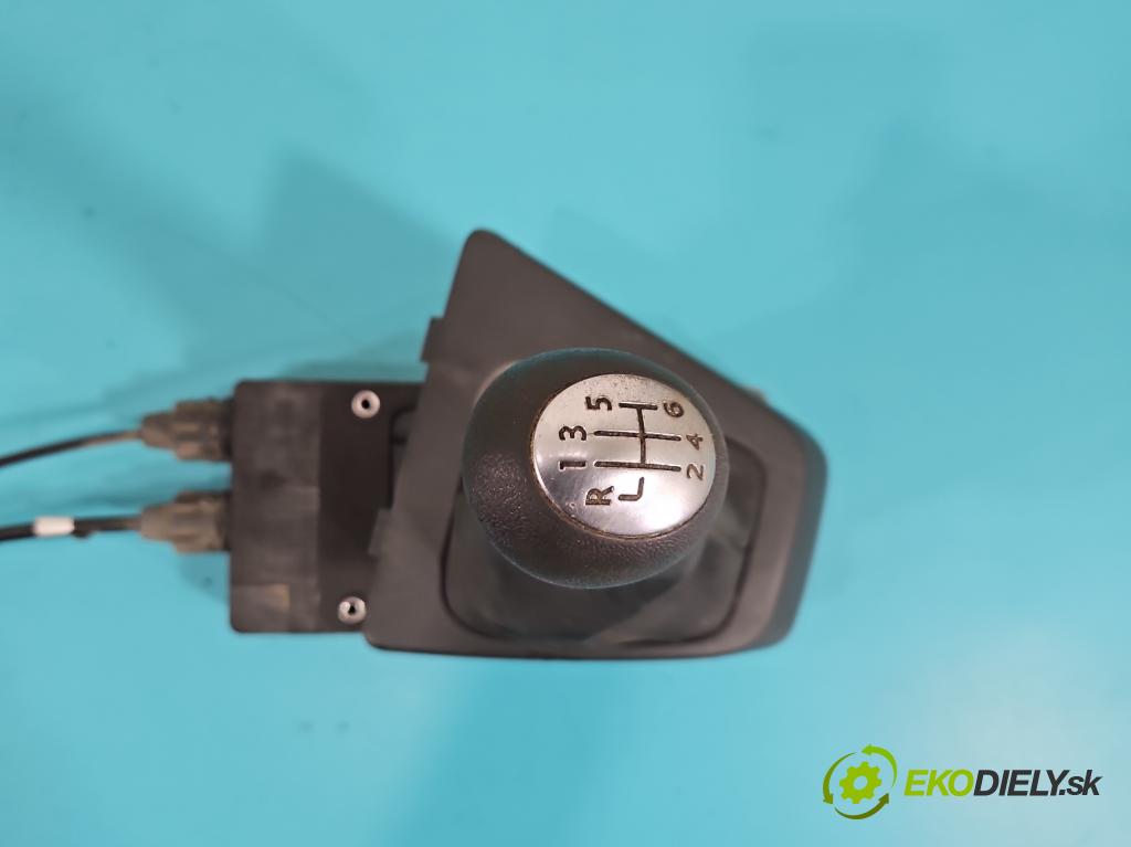 Dacia Dokker 2012- 1.3 TCE: 102 HP manual 75 kW 1332 cm3 5- Páka: Změny: stupeň,rýchlosť  (Rýchlostná páka (kulisa))