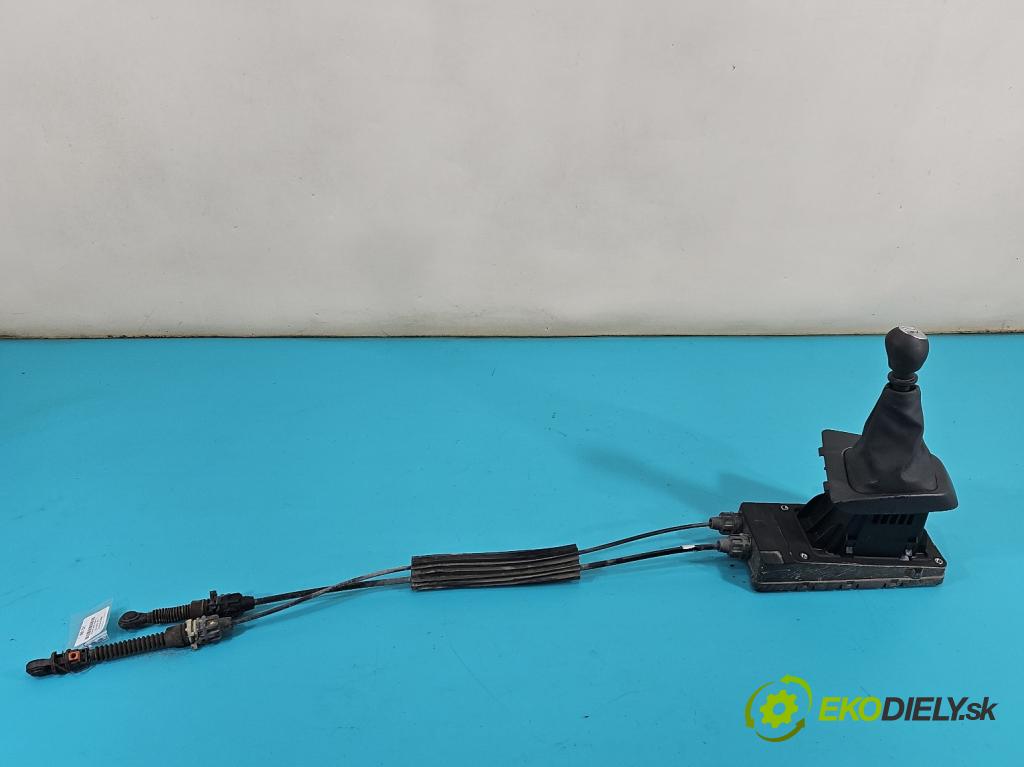 Dacia Dokker 2012- 1.3 TCE: 102 HP manual 75 kW 1332 cm3 5- Páka: Změny: stupeň,rýchlosť  (Rýchlostná páka (kulisa))