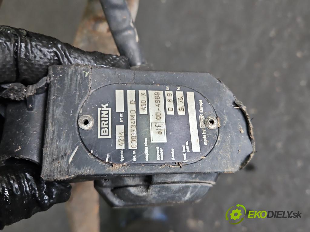 Volvo V50 2.0d 136hp manual 100 kW 1997 cm3 5- oko tažné  (Tažné zařízení)