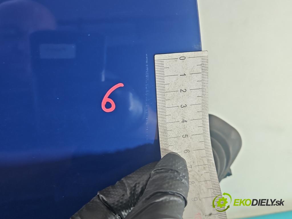 Vw Fox 1.4 tdi 69KM manual 51 kW 1422 cm3 3- dvere predné pravé  (Kľučka dverí ostatné)