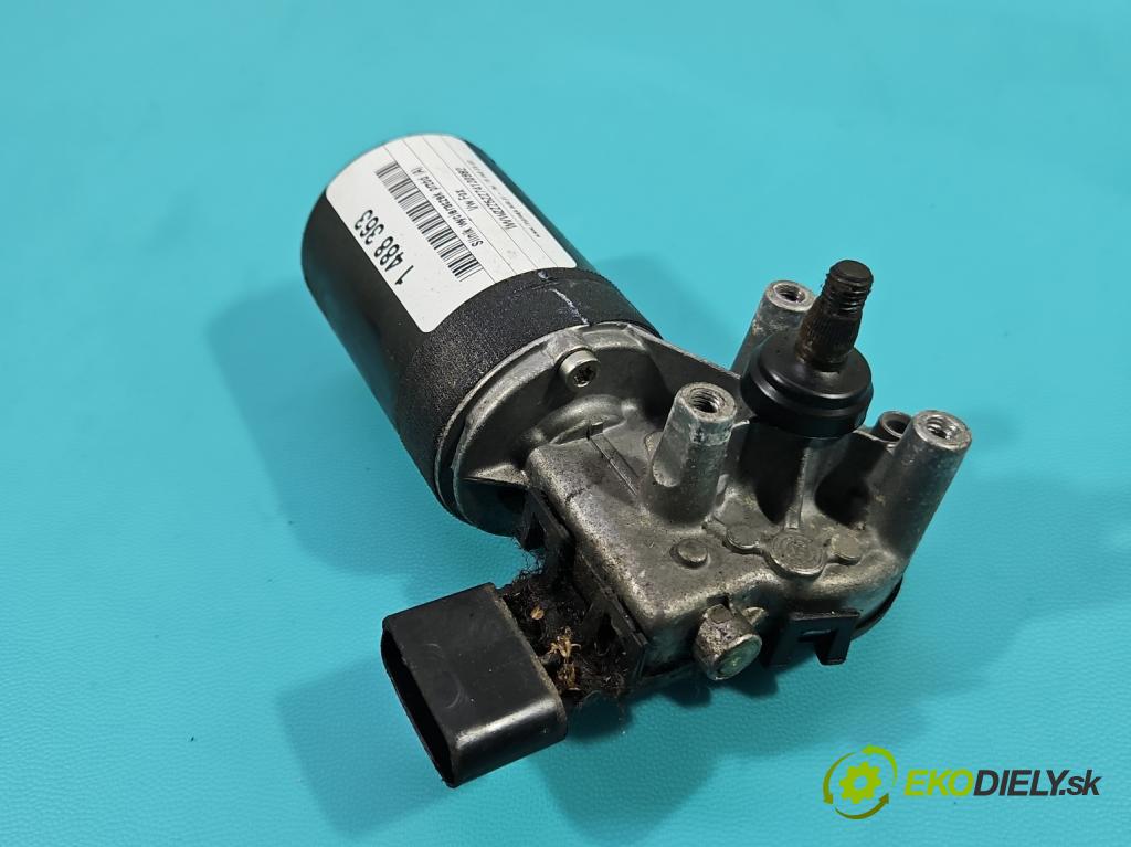 Vw Fox 1.4 tdi 69KM manual 51 kW 1422 cm3 3- motor stěračů přední F006B20070