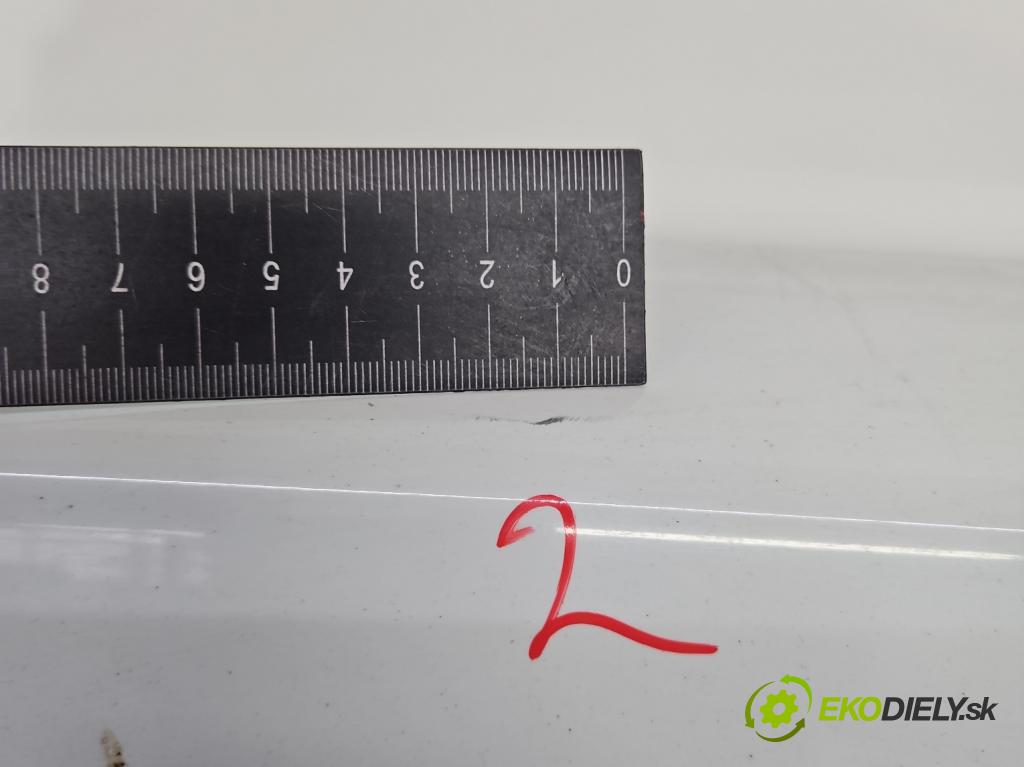 Dacia Dokker 2012- 1.3 TCE: 102 HP manual 75 kW 1332 cm3 5- dvere zadné pravé  (Kľučka dverí ostatné)