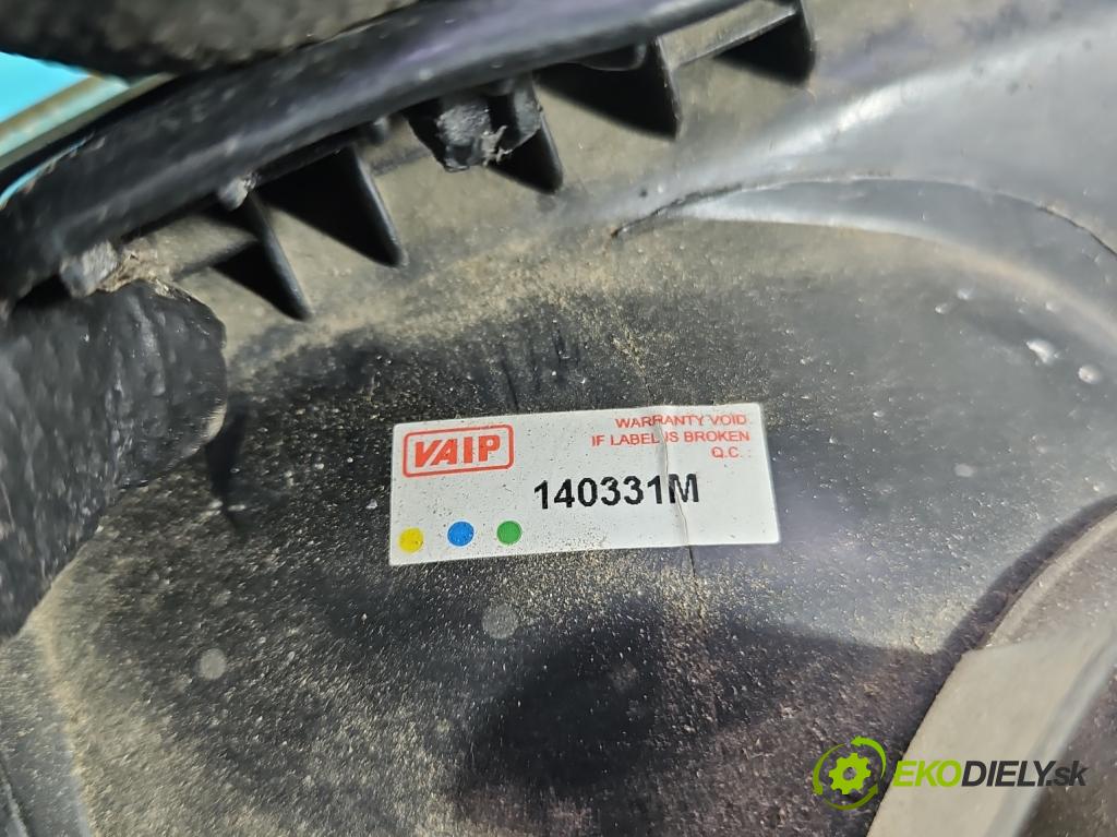 Renault Clio II 1998-2012 1.9d 64 HP manual 47 kW 1870 cm3 3- Reflektor: pravý  (Svetlo predné pravé)