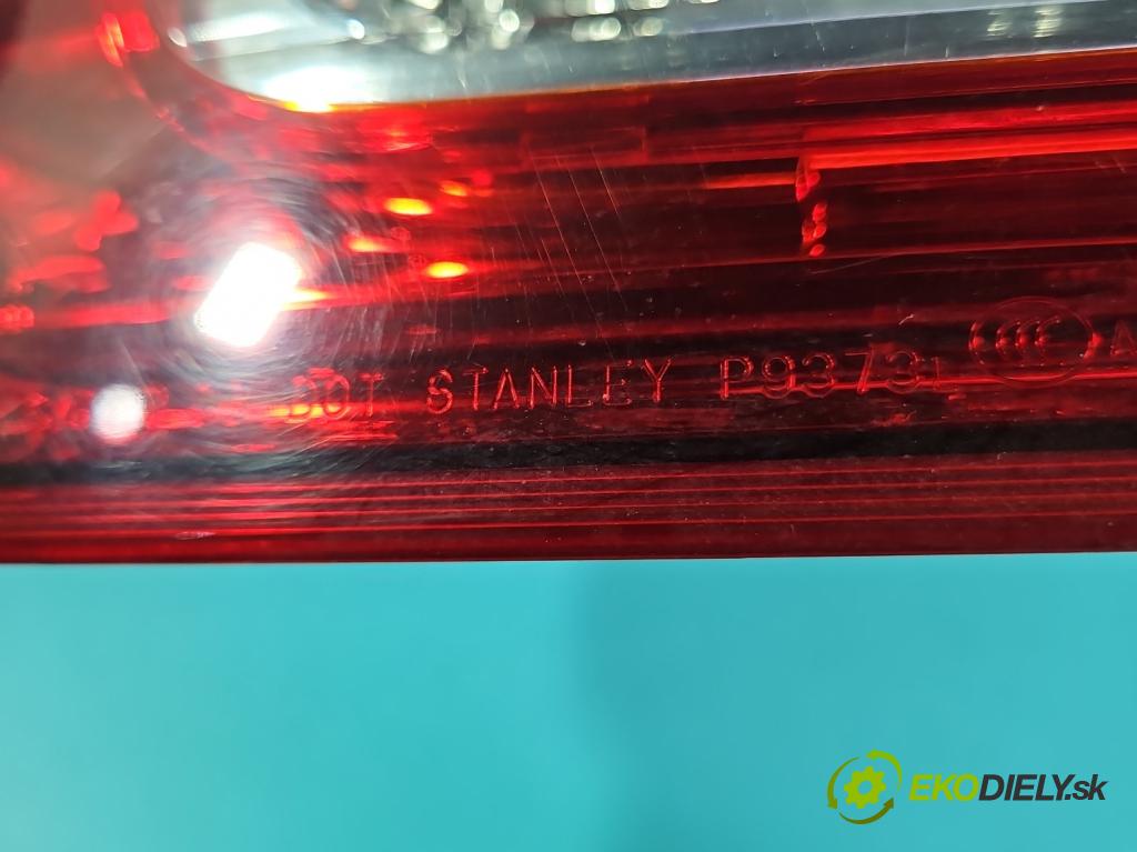 Mitsubishi ASX 2010-2021 1.6 16v 117 HP manual 86 kW 1590 cm3 5- svetlo / reflektor zadné ľavé  (Kľučka dverí ostatné)