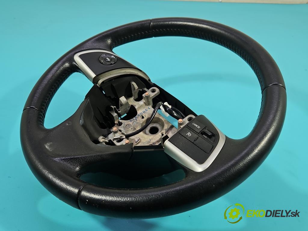 Mitsubishi ASX 2010-2021 1.6 16v 117 HP manual 86 kW 1590 cm3 5- volant  (Volant)