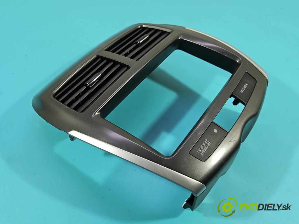 Mitsubishi ASX 2010-2021 1.6 16v 117 HP manual 86 kW 1590 cm3 5- Mřížka: kúrenia stredová 8030A-15950 (Mriežka kúrenia (fukár))